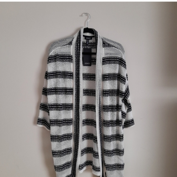 Jones New York Sweaters - Jones New York Monochrome Striped Cardigan